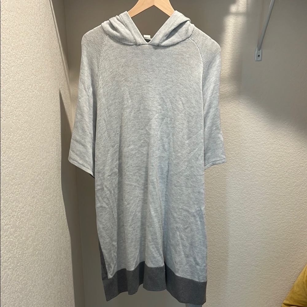 Lululemon Athletica Gray Hooded Sweater Poncho